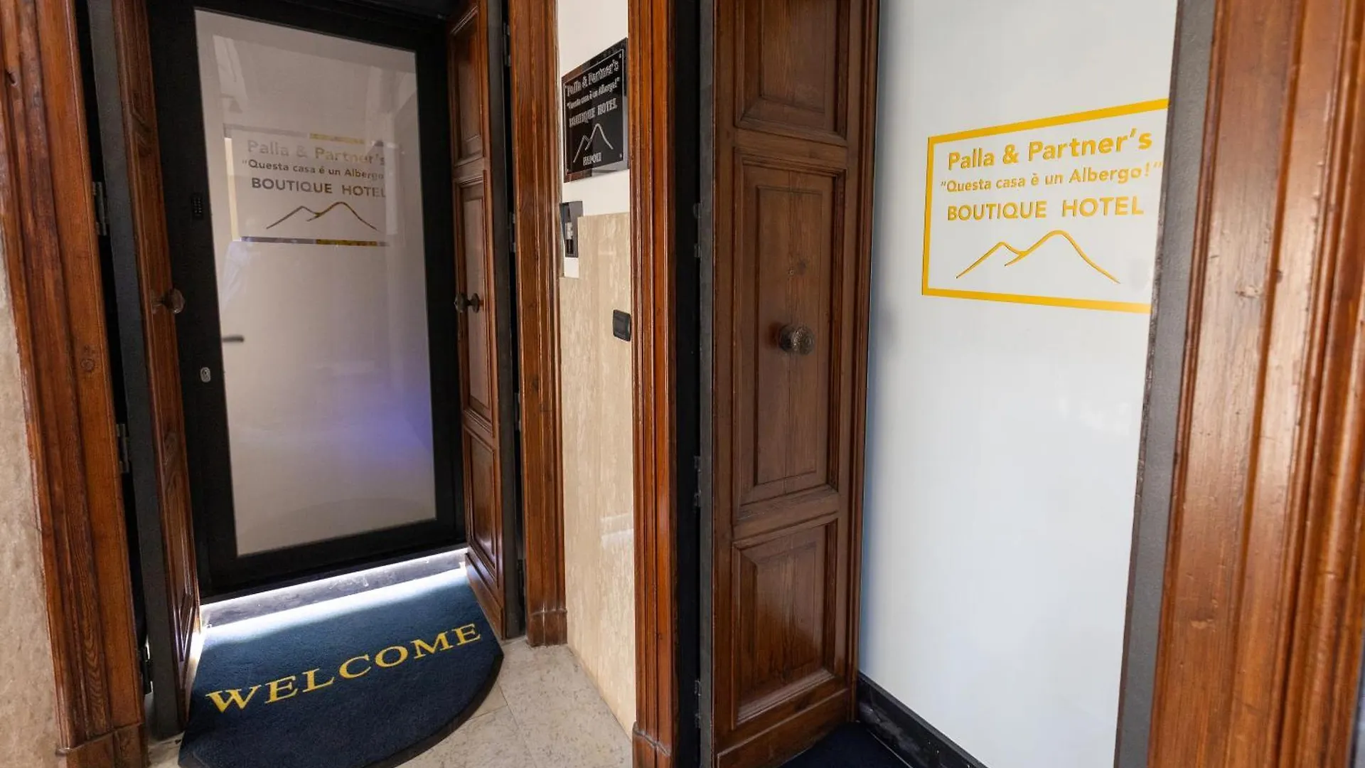 Boutique House Palla & Partner'S Naples Hotel