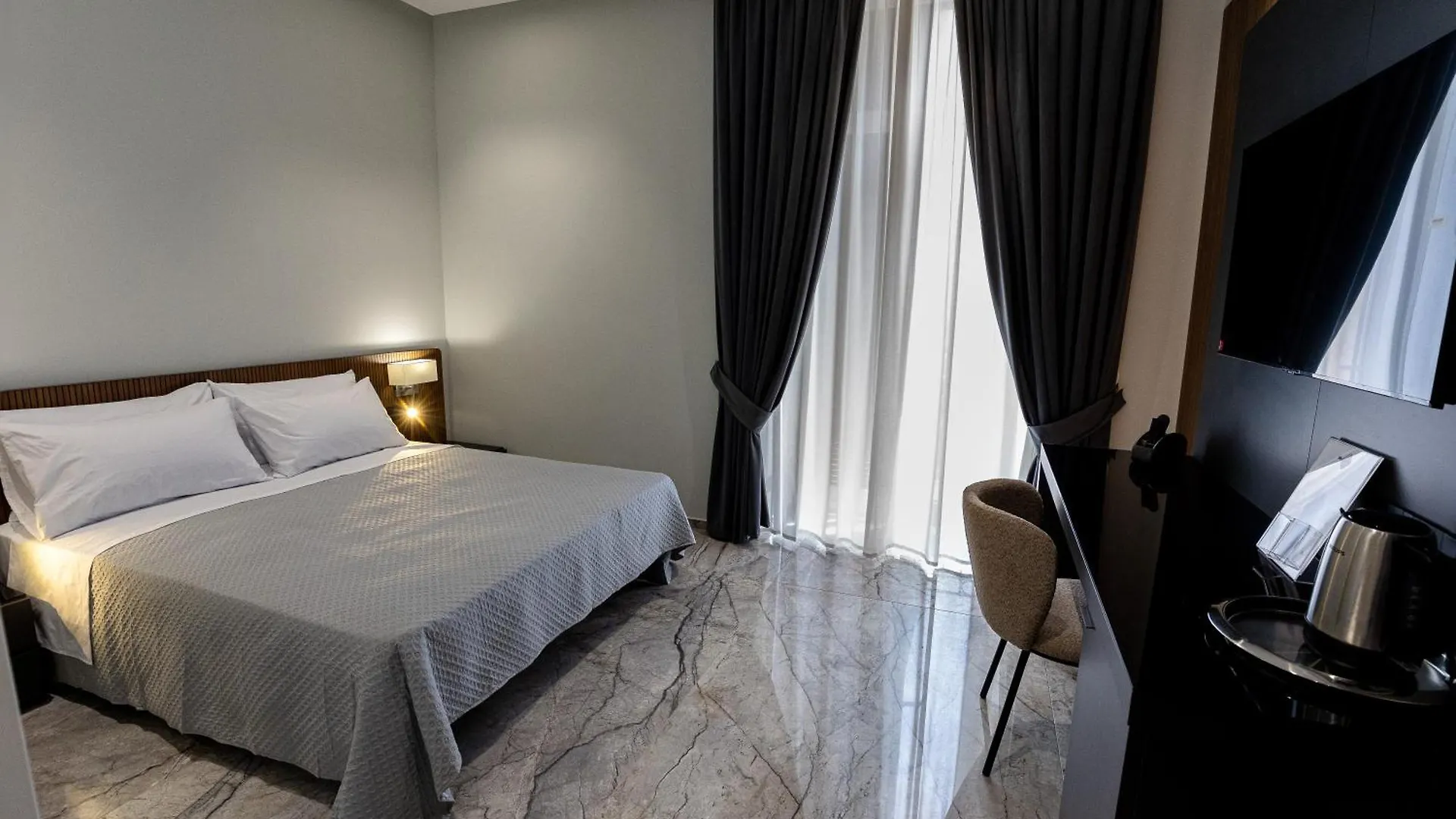 **** Hotel Boutique House Palla & Partner'S Naples Italy